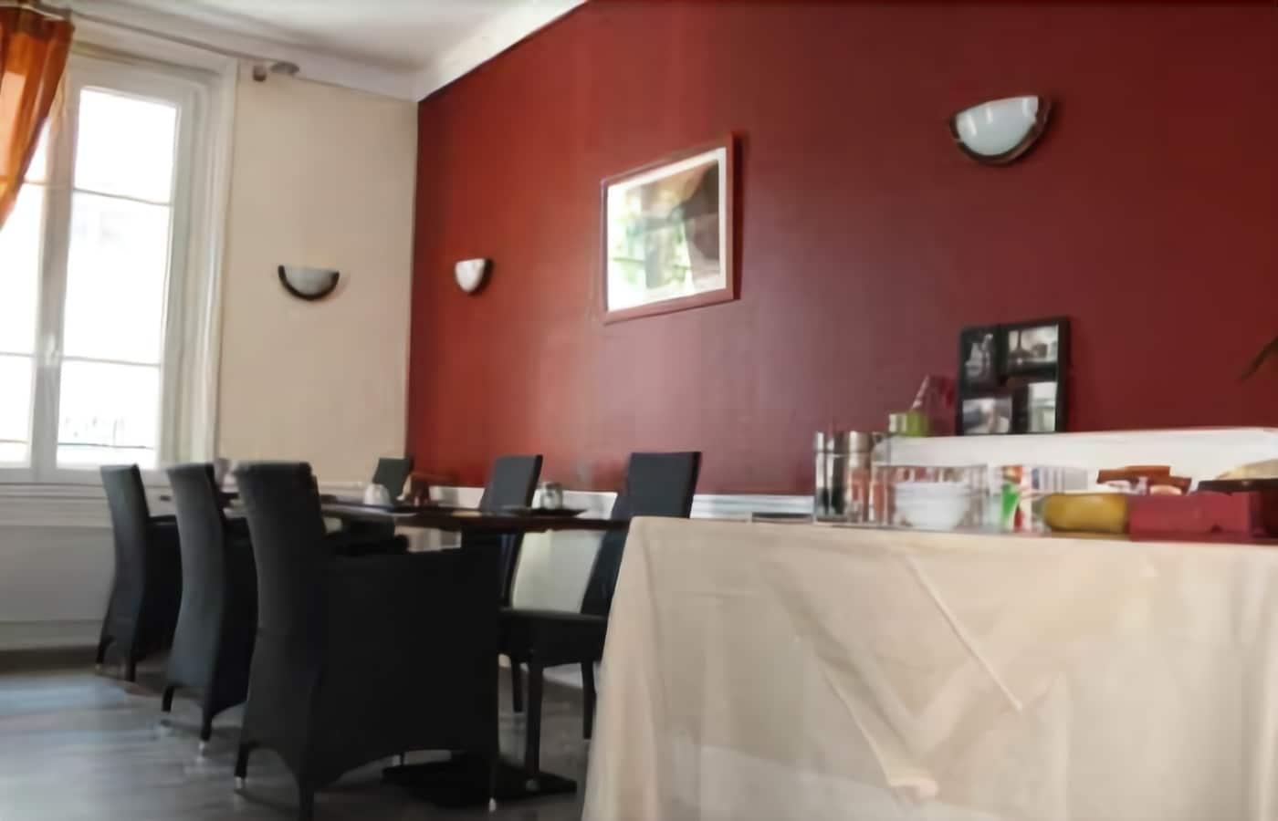 Hotel Le Saint Louis Versailles