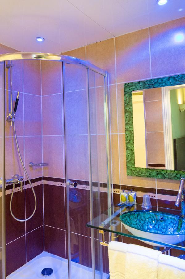 Hotel Le Saint Louis Versailles